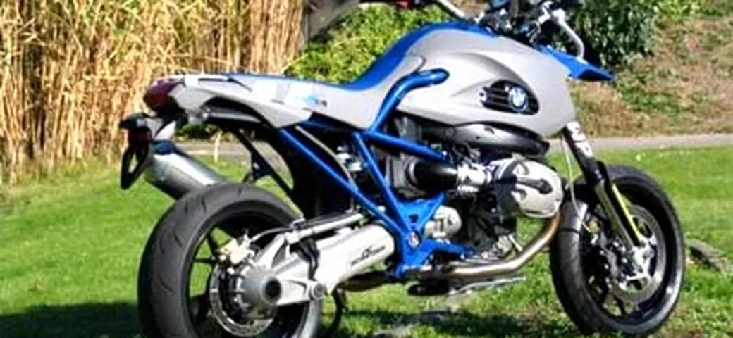 AC Schnitzer BMW HP2 - supermoto
