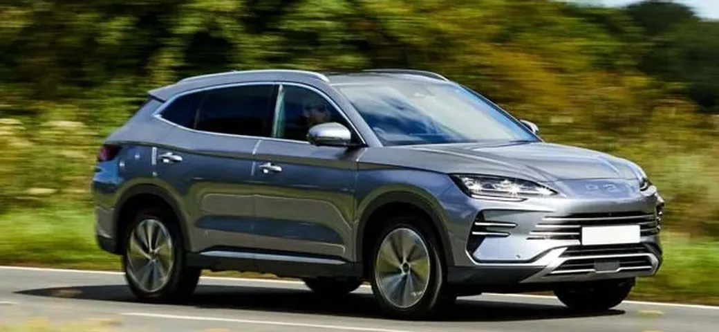 BYD Seal U DM-i: oltre 10.000 vendite in UK per il plug-in