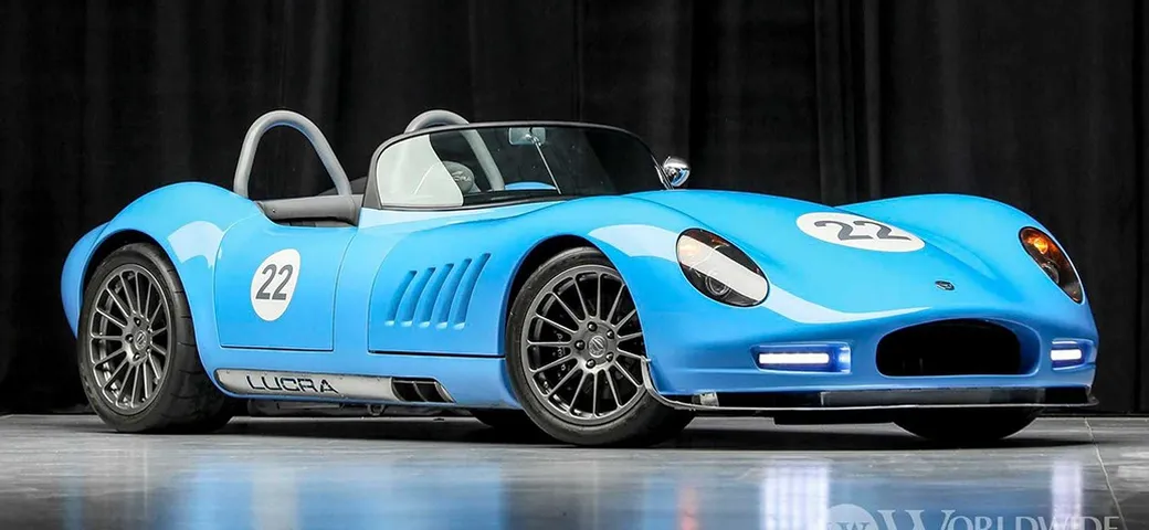Lucra LC470 Roadster: all’asta un raro esemplare