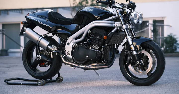 Potenza, stile e anima: nasce la Triumph Speed Triple T509 Mk5