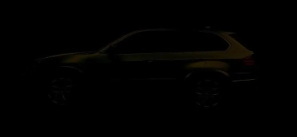 BMW X1 : un nuovo teaser ufficiale?