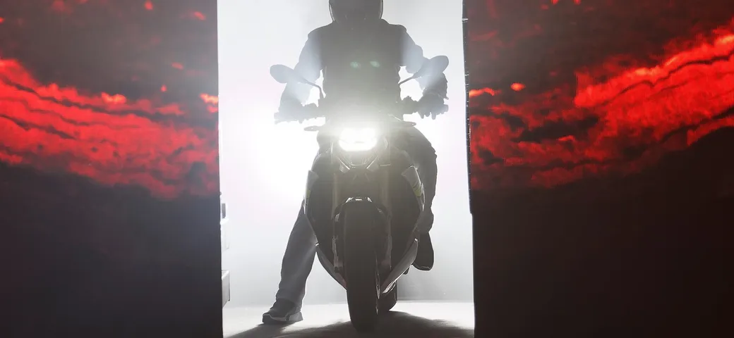 BMW Motorrad, due nuove Roadster pronte al debutto