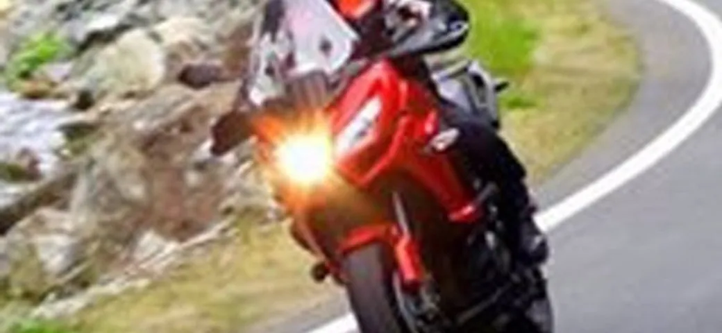 Kawasaki Versys 1000 ABS MY 2015: nuove foto spia