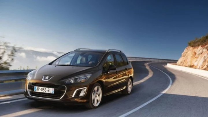 Peugeot 308: il restyling anche per le Station Wagon e Cabriolet