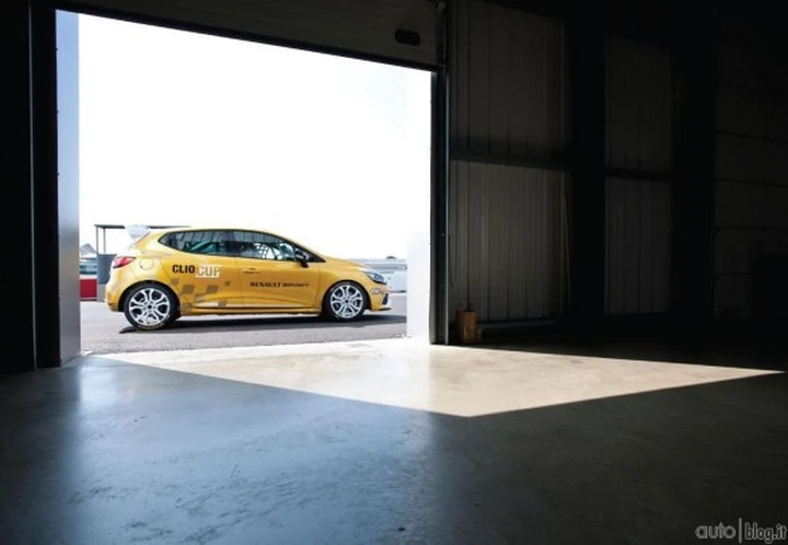 Renault Clio Cup: immagini ed informazioni