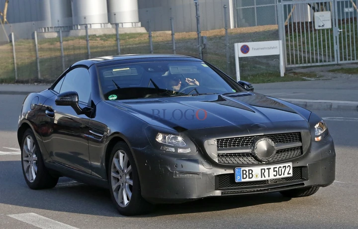 Mercedes SLC: foto spia della nuova SLK