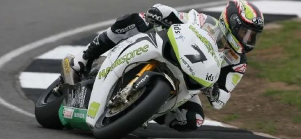 WSBK: Test di Imola in Live Timing - Carlos Checa il più veloce della prima sessione