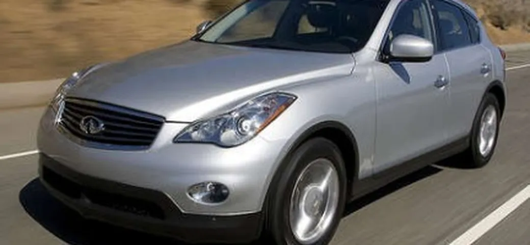 Infiniti EX 35: le impressioni di guida di auto, motor und sport