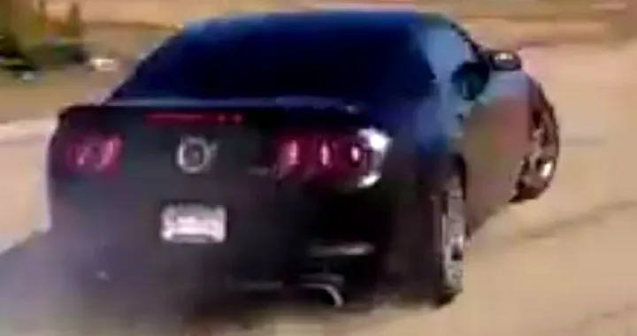 Ford Mustang Roush: l'Epic Fail è di traverso