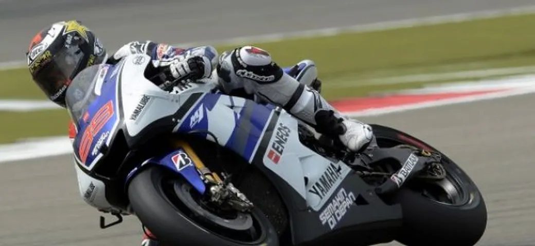 MotoGP, Mugello: Lorenzo di un soffio su Pedrosa e Hayden nella FP2. La Ducati c'è ma Rossi è 9°