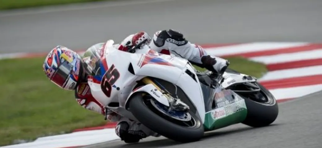 SBK, Nurburgring: acuto di Rea. Ma è già duello Melandri-Biaggi