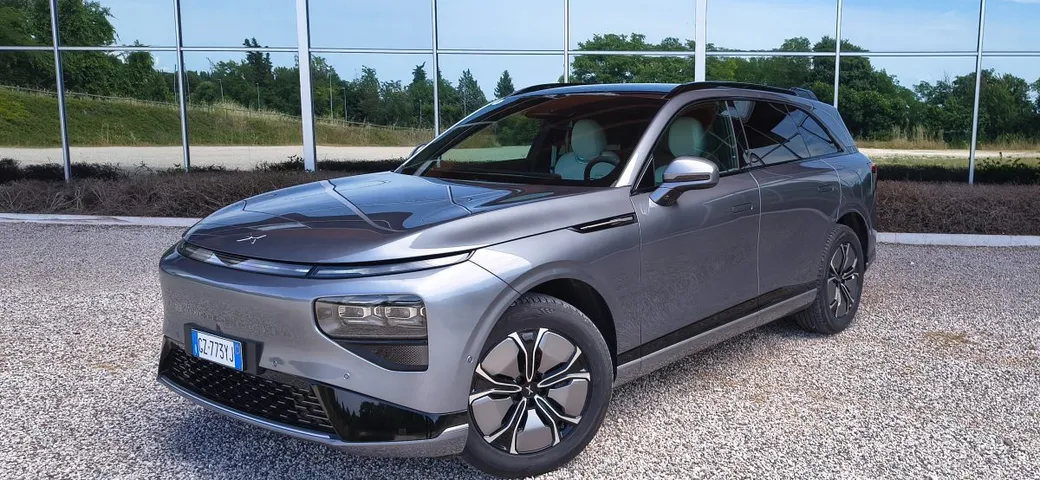 Xpeng G9: l’elettrico cinese che alza l’asticella del premium SUV