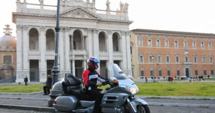 Honda riprenderà la produzione della Goldwing nel 2011?