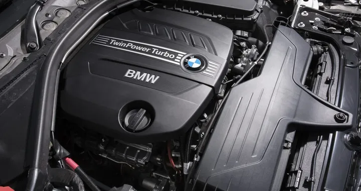 BMW ne è certa, il motore termico non sparirà mai dalle scene