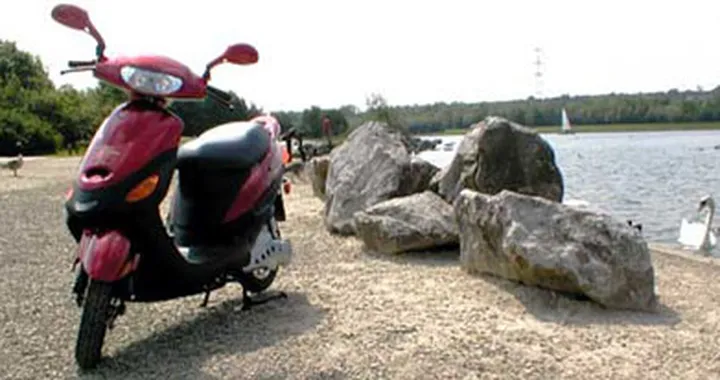 Lo scooter elettrico ECO-909