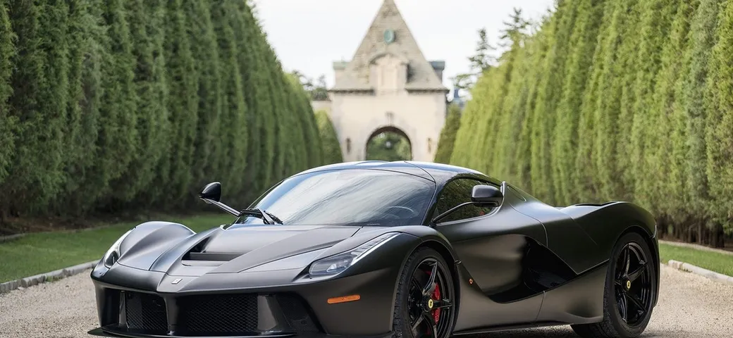 LaFerrari Cavallo Infernale: all'asta uno dei 3 esemplari Nero Opaco