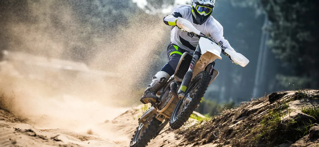 Husqvarna gamma Motocross 2017 [Foto e Video]