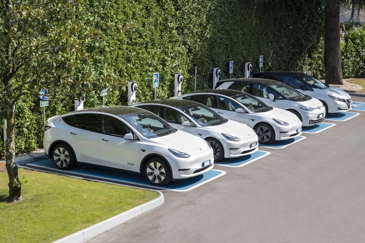 L'UE vorrebbe auto elettriche obbligatorie per le flotte aziendali: lo scenario