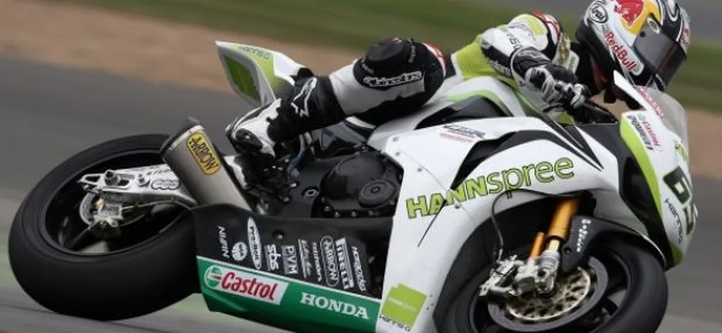 WSBK al Nurburgring: Rea, 