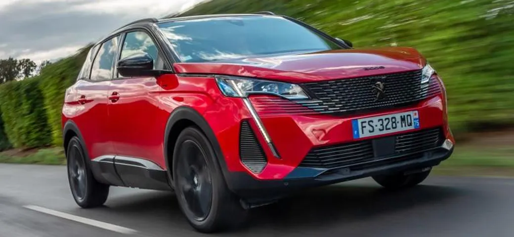 Peugeot 3008 e 5008, arriva il mild hybrid e un nuovo cambio