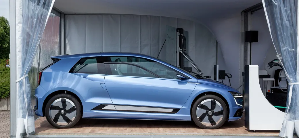 Volkswagen Gen.E Concept: foto dell'elettrica