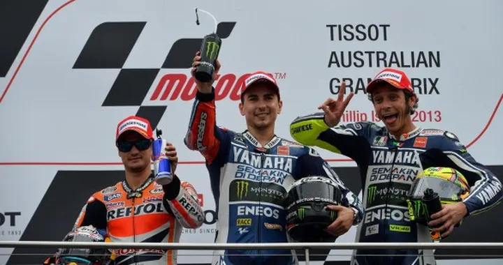 Live MotoGP Australia 2013: Bandiera Nera per Marquez! Lorenzo riapre il Mondiale [FOTO]