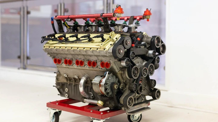 Alfa Romeo: all'asta il raro motore V1035, V10 da Formula 1