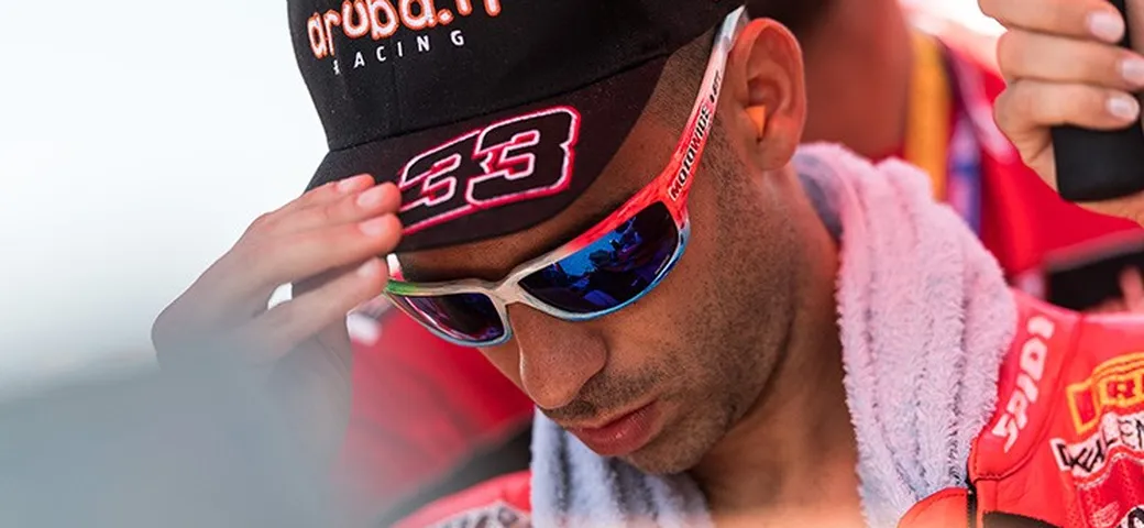 SBK Ducati, via Melandri entra Bautista. C’è lo zampino della Dorna?