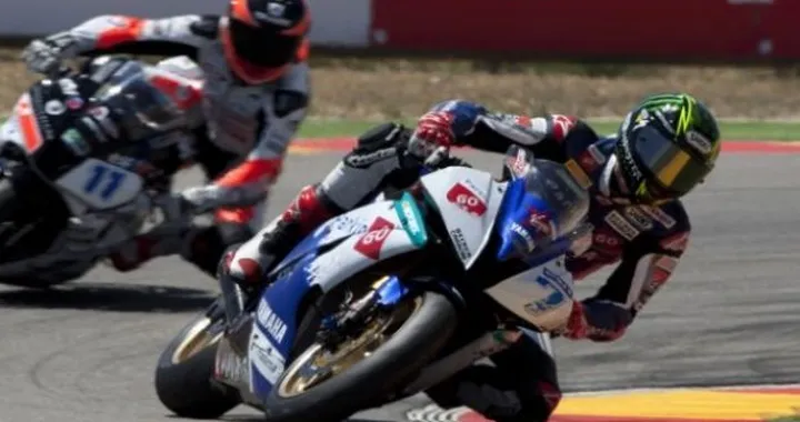 Supersport/Superstock: a Brno tutti all'attacco di Davies e Giugliano