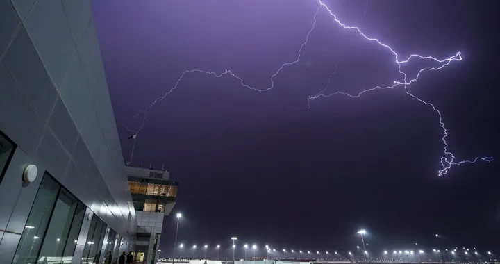 Losail, se piove salta il GP del Qatar? Motomondiale fra paradosso e farsa