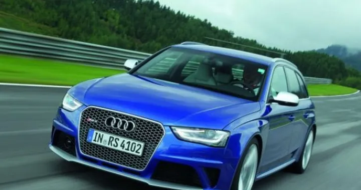 Audi RS4 avant: nuove immagini ufficiali