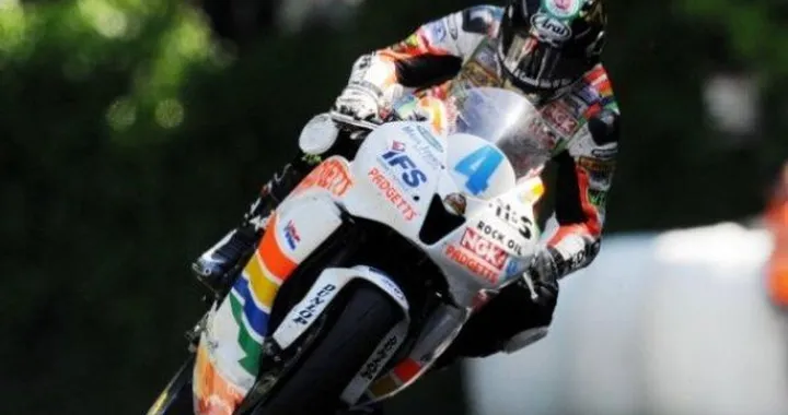 Frattura di tibia e perone per Ian Hutchinson nella Supersport Inglese