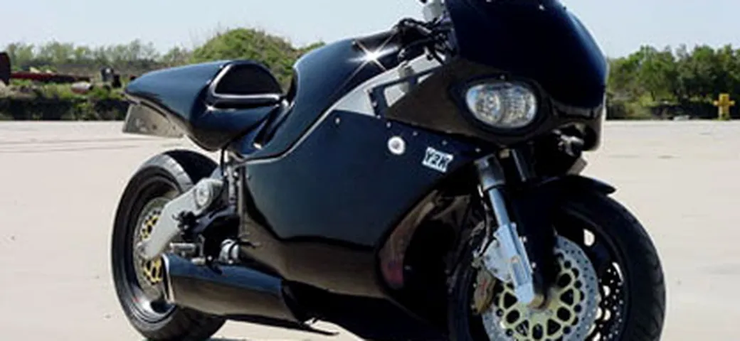 Y2K - Moto Jet in azione - video