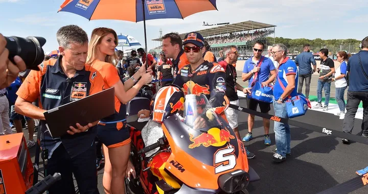 Zarco alla Honda: "Niente illusioni". Cecchinello: "Farà meglio di Lorenzo?"