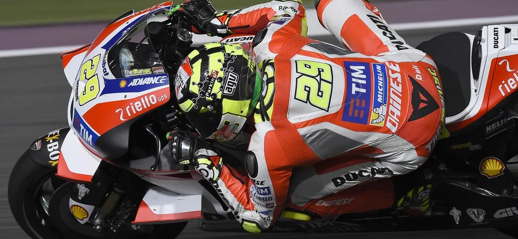 Ducati: Iannone e Dovizioso in seconda fila a Losail