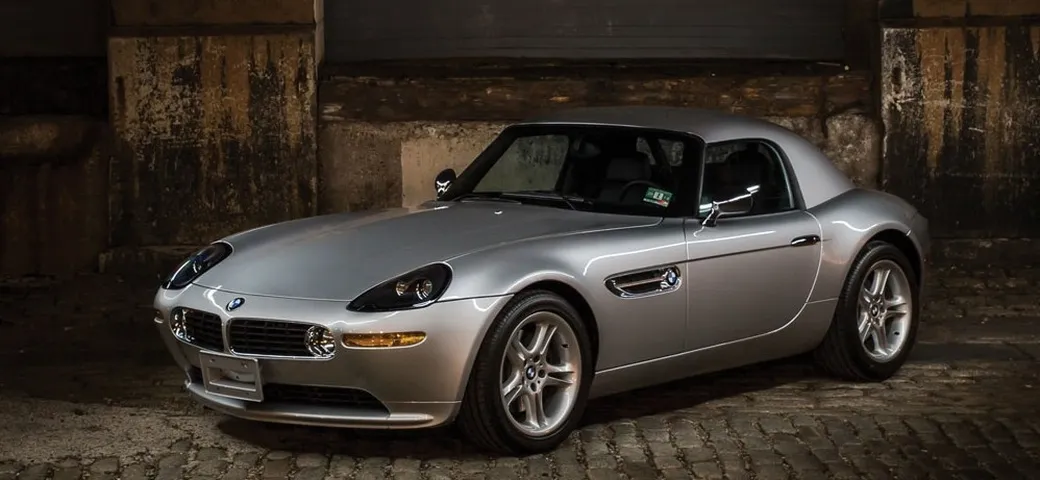 Una BMW Z8 nuova andrà all'asta