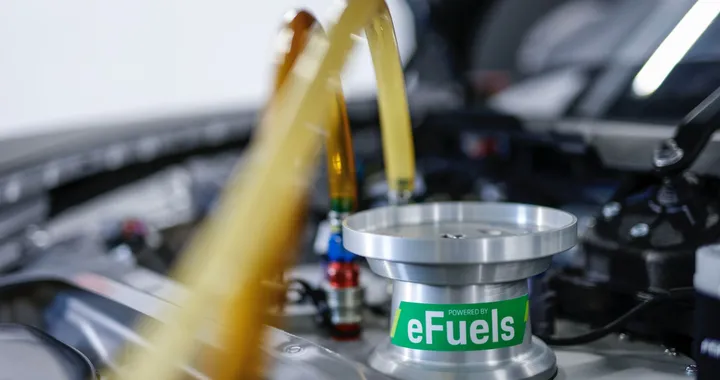L'UE apre a e-fuel e biocarburanti avanzati: cambiamenti in vista