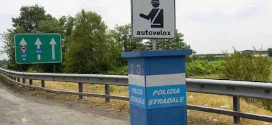 Autovelox: denuncia per chi incita al danneggiamento su Facebook