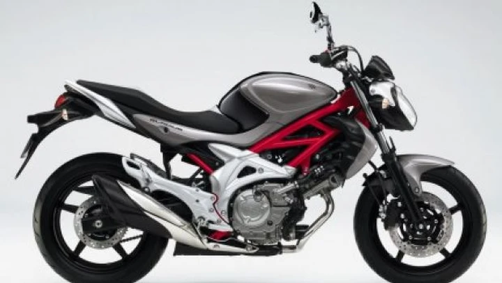 Nuove colorazioni per la Suzuki Gladius 2010