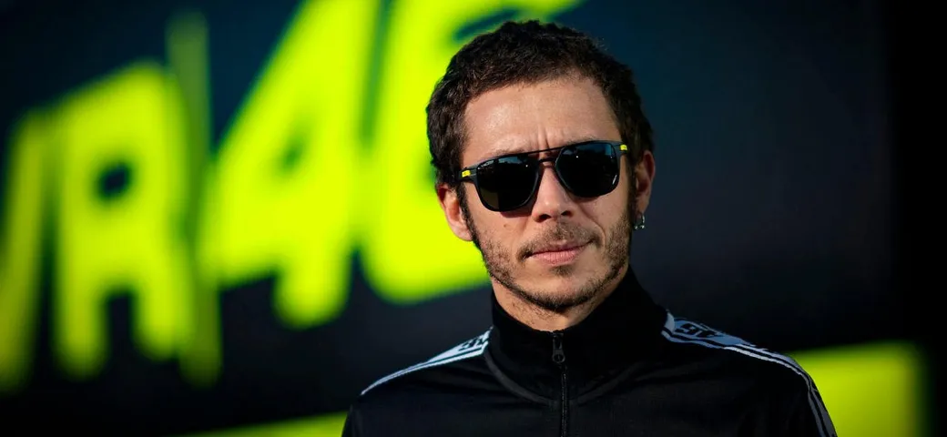 Valentino Rossi accetta la proposta: 
