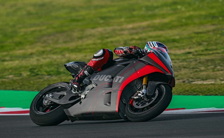 Ducati World Premiere 2022: dobbiamo aspettarci anche un'elettrica?
