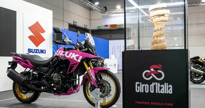 Suzuki scende in pista: sarà partner ufficiale del Giro d’Italia 2025