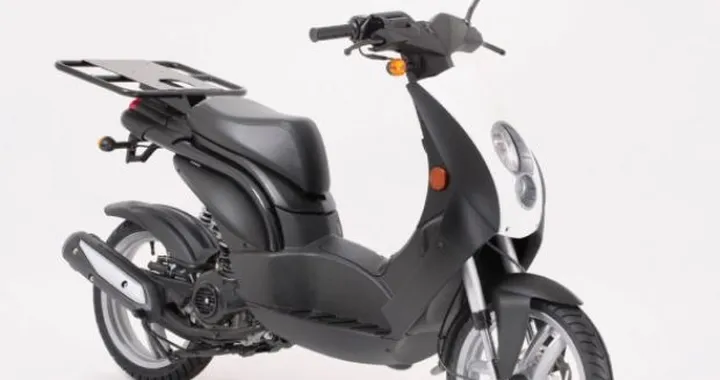 Peugeot: Tweet 125 Pro, Ludix 14 50 Pro 2T e 4T