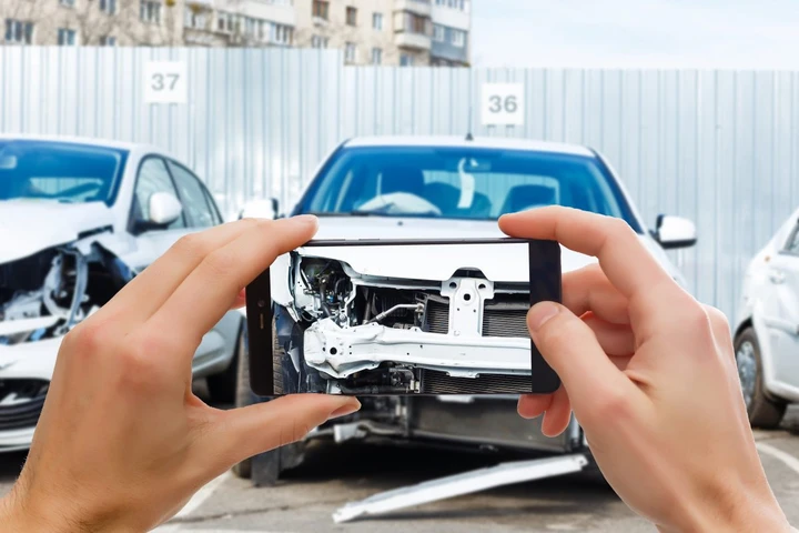 Intelligenza artificiale nelle perizie auto: “rischio riparazioni meno sicure e danni sottovalutati”