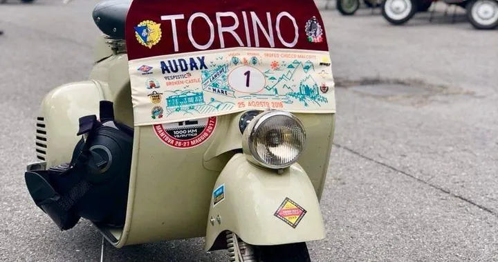 Torino - Capo Nord con la Vespa Farobasso del 1955 di "Vacanze Romane"