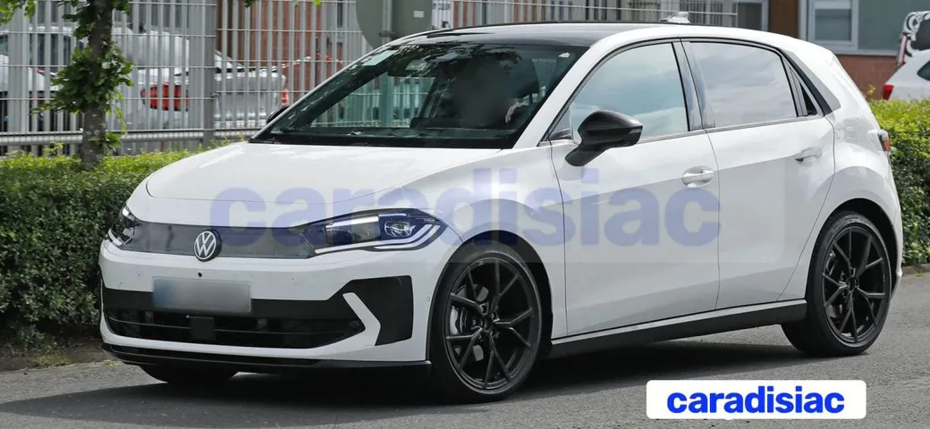 Sotto alle spoglie delle Polo si nasconde la nuova Volkswagen ID.2