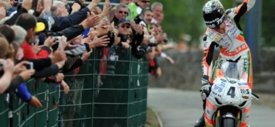 Road Races: Ian Hutchinson non parteciperà al TT 2011