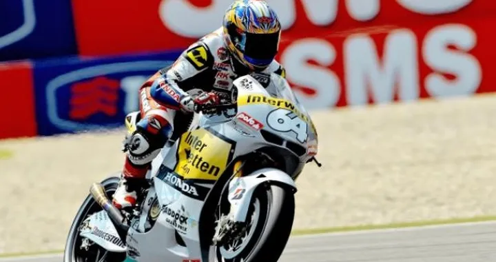 MotoGP: Alex De Angelis al posto di Aoyama nel Team Interwetten?