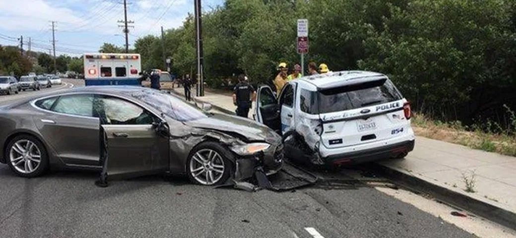 Incidenti auto elettriche: le riparazioni sono fino al 50% più costose