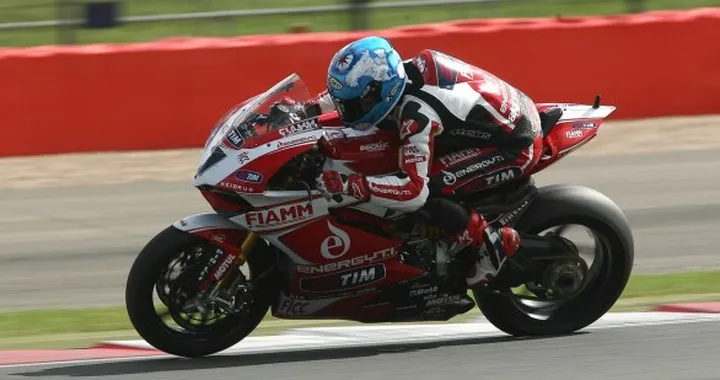 Badovini: "Due buoni risultati"; Checa: "Trovato un buon set-up da asciutto"